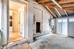 Photo 21- click for photo gallery